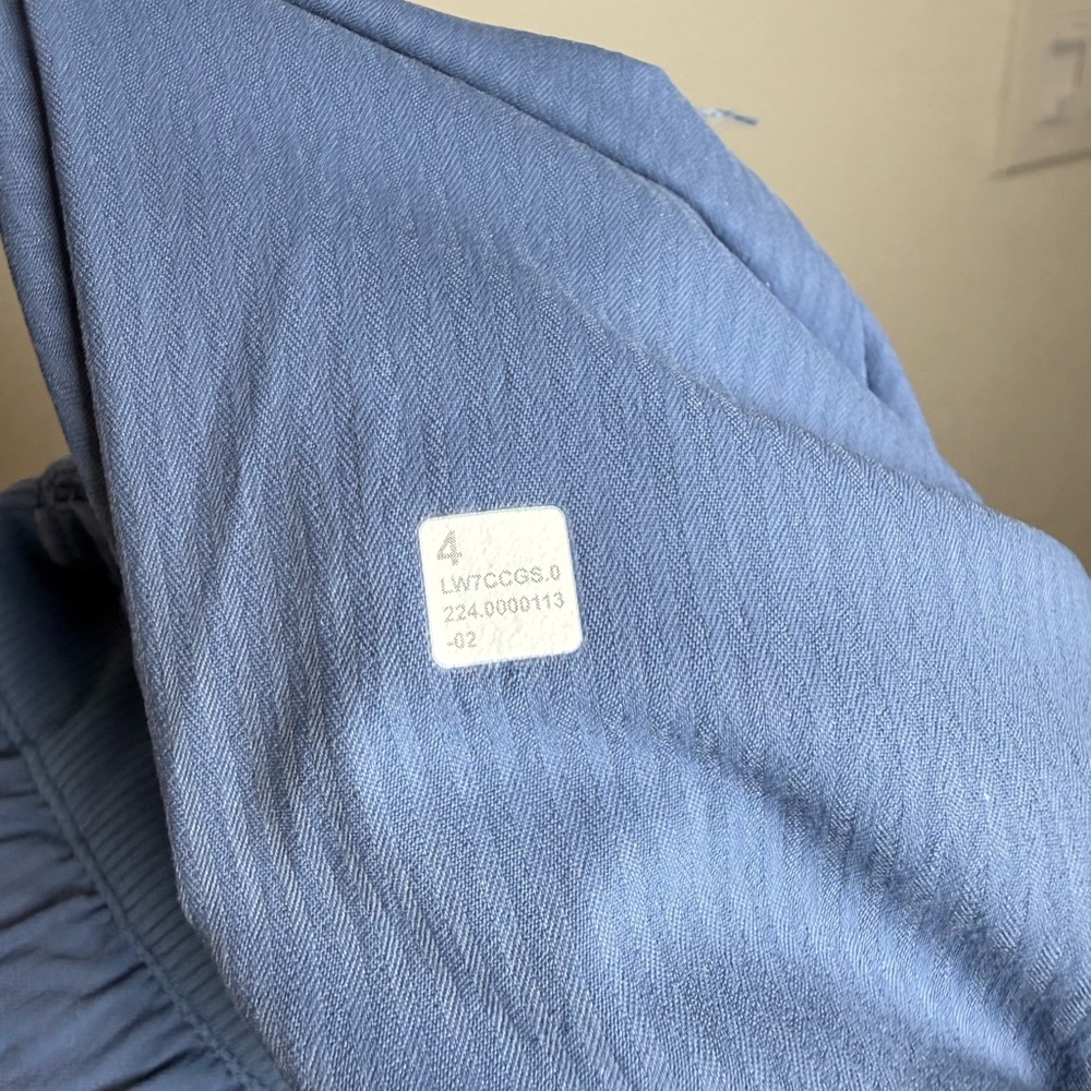 Lululemon Dance Studio High-Rise Short 3.5" Oasis Blue size 4 - Picture 5 of 6